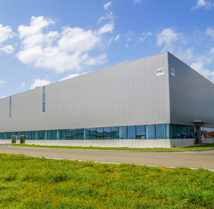 Resistenza al fuoco Modern Metal Prefab Workshop Steel Frame Workshop Personalizzabile
