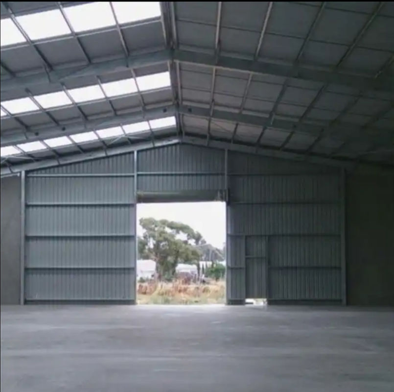 Modello contemporaneo di fabbrica di attrezzature in acciaio prefabbricate