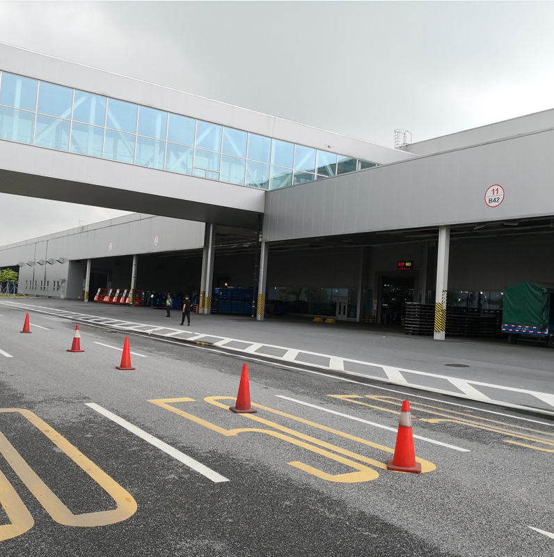 Q235 Edifici strutturali in acciaio officina garage strutture metalliche prefabbricate resistenti alla neve